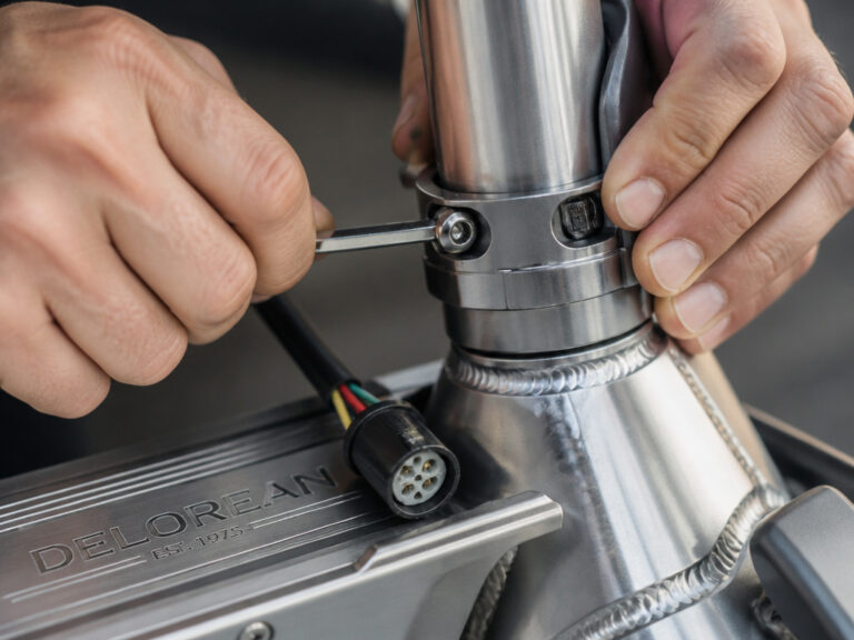 Delorean Scooter Review: Key Takeaways and Safety Warnings
