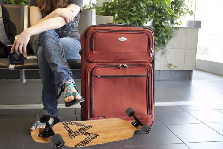 Carry-On vs. Checked: The Strategic Choice